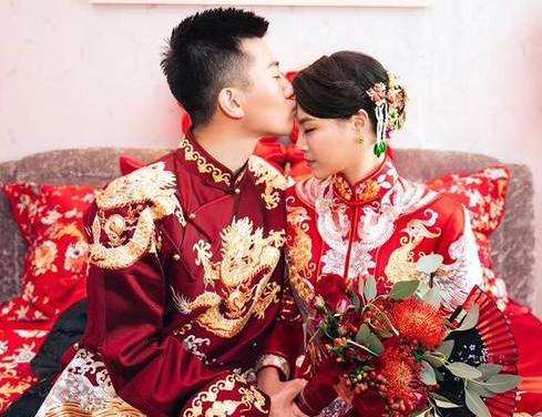 VALENTI祝吴敏霞夫婿张效诚新婚快乐